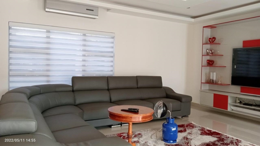 4 Bedroom Property for Sale in Ninapark Gauteng