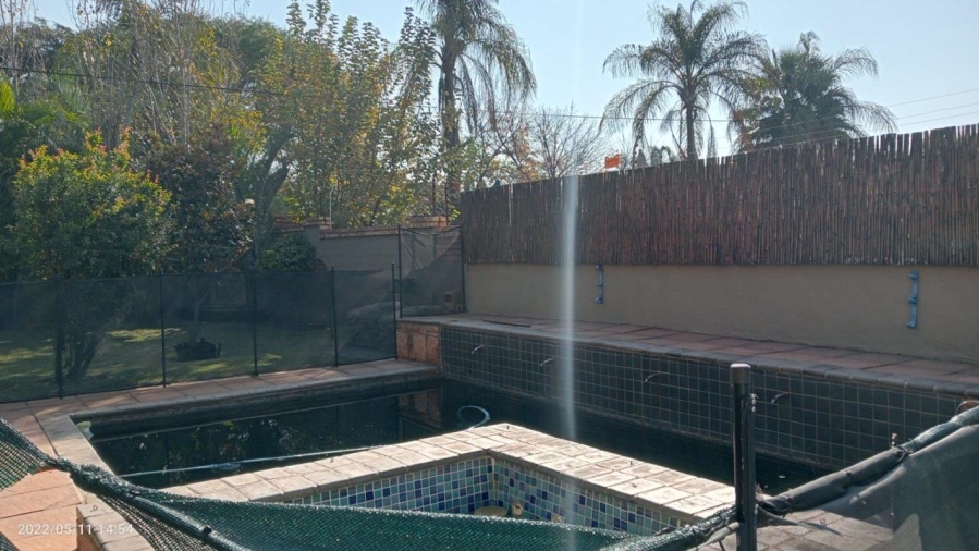 4 Bedroom Property for Sale in Ninapark Gauteng