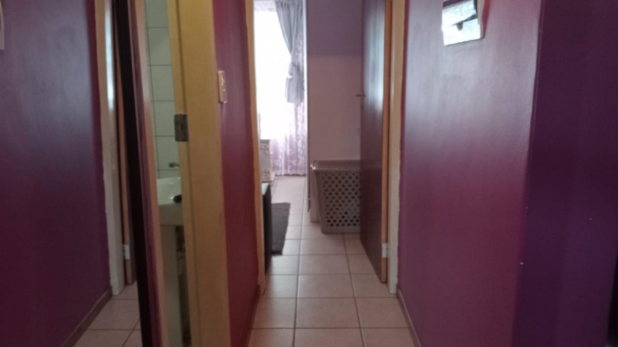 2 Bedroom Property for Sale in Annlin Gauteng