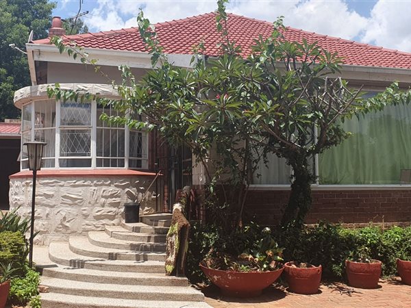 4 Bedroom Property for Sale in South Kensington Gauteng