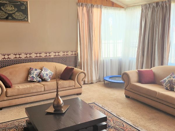 4 Bedroom Property for Sale in Kensington Gauteng