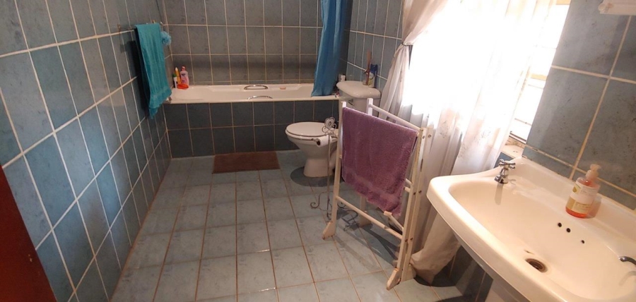 3 Bedroom Property for Sale in Heatherdale AH Gauteng