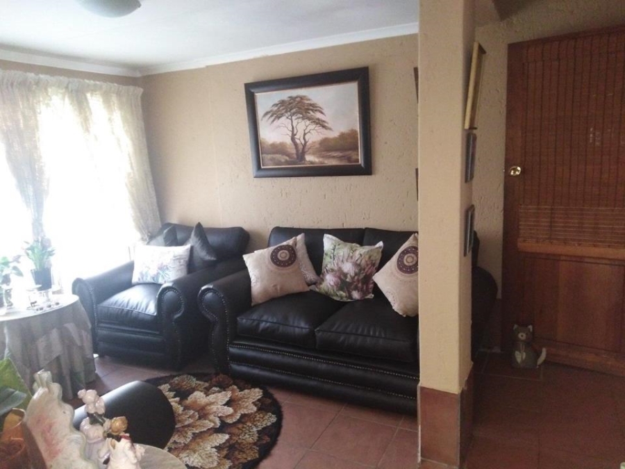 3 Bedroom Property for Sale in Hesteapark Gauteng