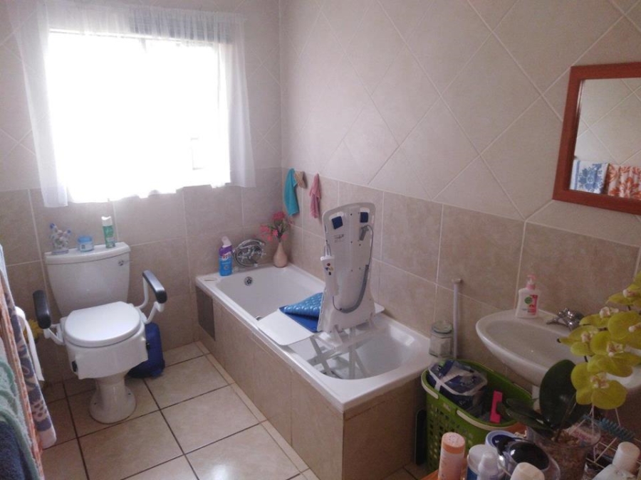 3 Bedroom Property for Sale in Hesteapark Gauteng