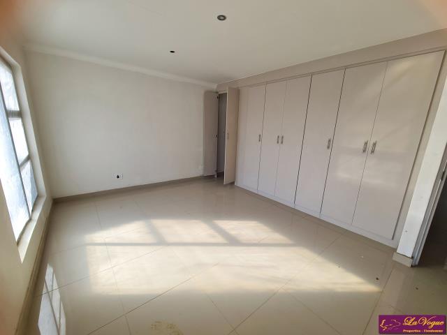 To Let 3 Bedroom Property for Rent in Olympus AH Gauteng
