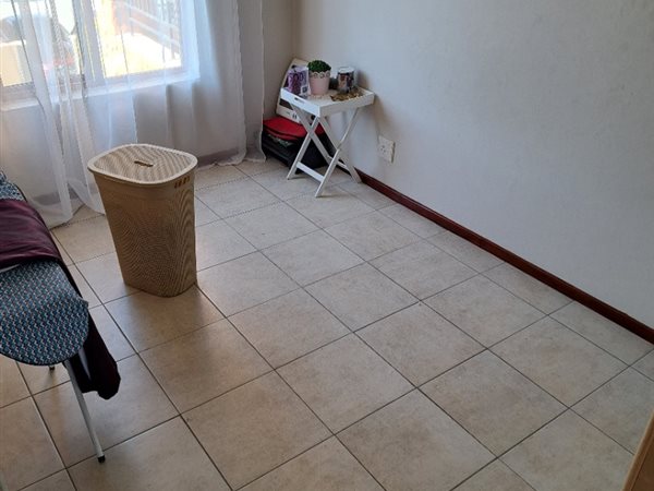 2 Bedroom Property for Sale in Halfway Gardens Gauteng