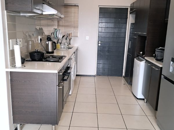 2 Bedroom Property for Sale in Noordwyk Gauteng