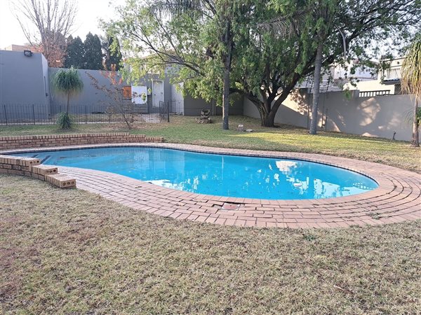 2 Bedroom Property for Sale in Halfway Gardens Gauteng