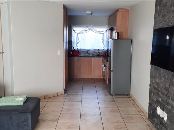 2 Bedroom Property for Sale in Halfway Gardens Gauteng