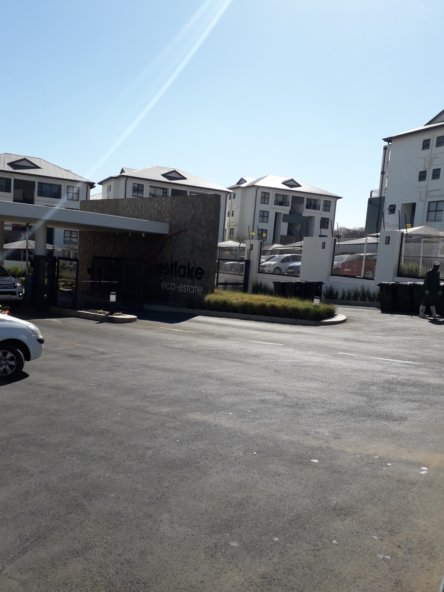 1 Bedroom Property for Sale in Modderfontein Gauteng