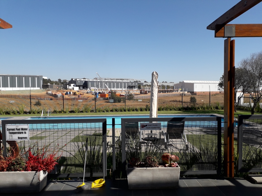 1 Bedroom Property for Sale in Modderfontein Gauteng