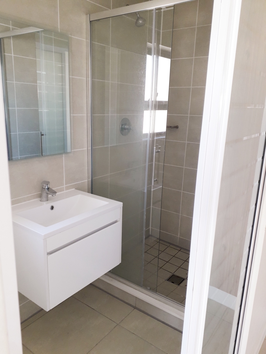 1 Bedroom Property for Sale in Modderfontein Gauteng
