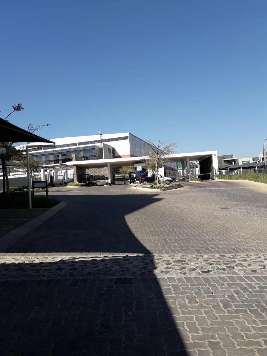 1 Bedroom Property for Sale in Modderfontein Gauteng