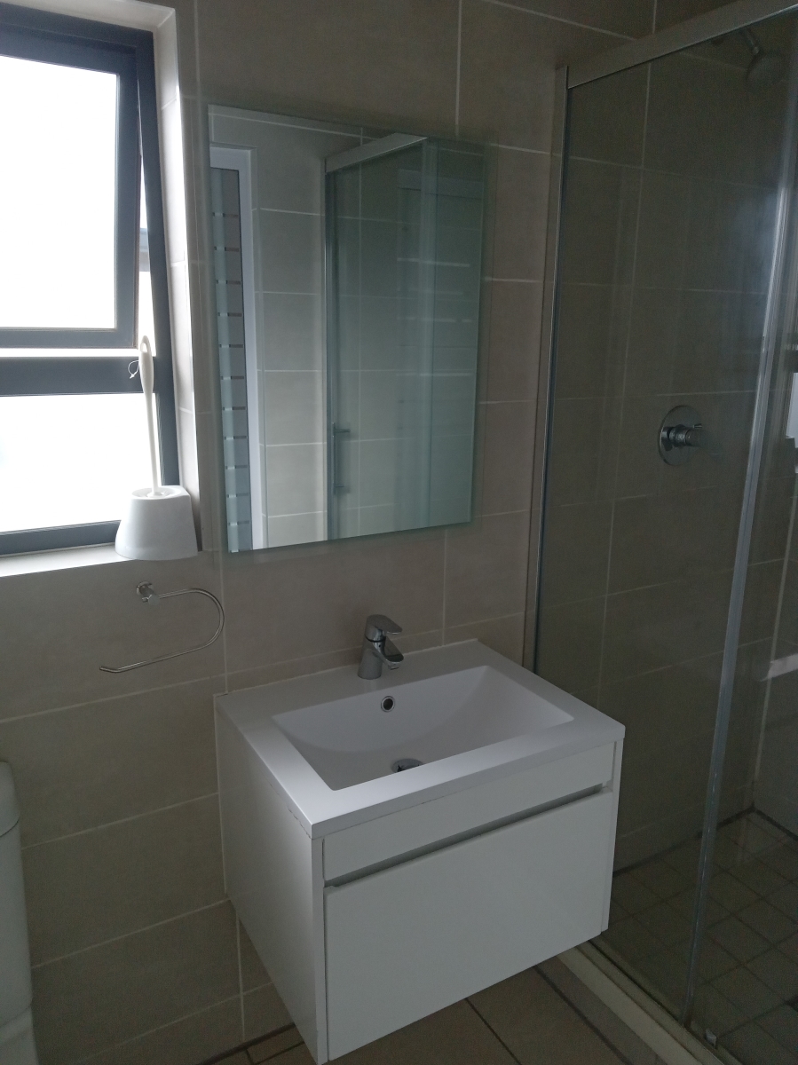 1 Bedroom Property for Sale in Modderfontein Gauteng