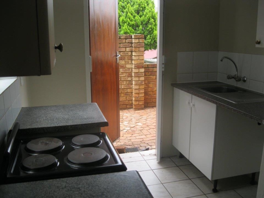 To Let 2 Bedroom Property for Rent in Wonderboom South Gauteng
