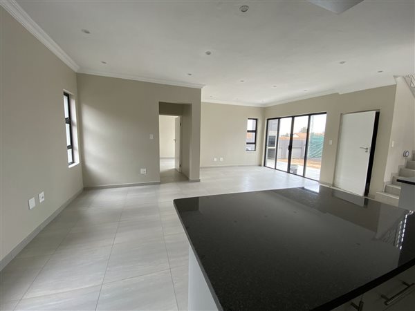 4 Bedroom Property for Sale in Roodeplaat Gauteng