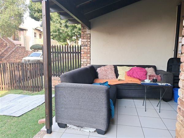 2 Bedroom Property for Sale in Vorna Valley Gauteng