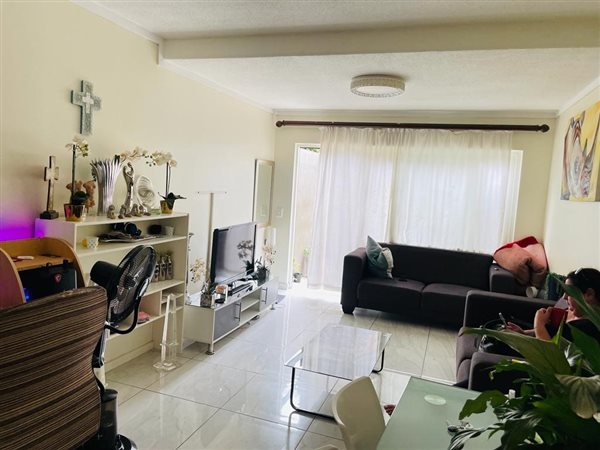 2 Bedroom Property for Sale in Sunninghill Gauteng