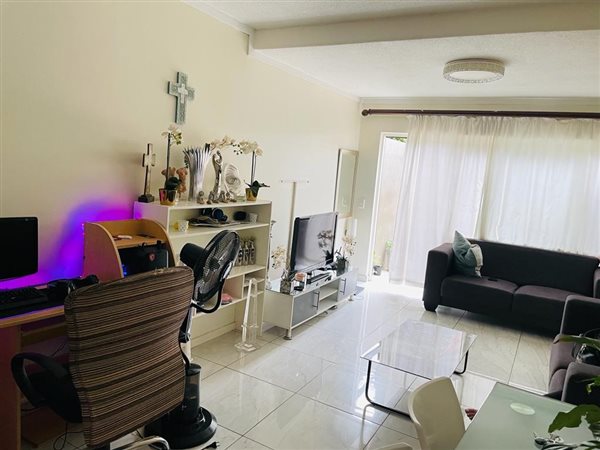 2 Bedroom Property for Sale in Sunninghill Gauteng