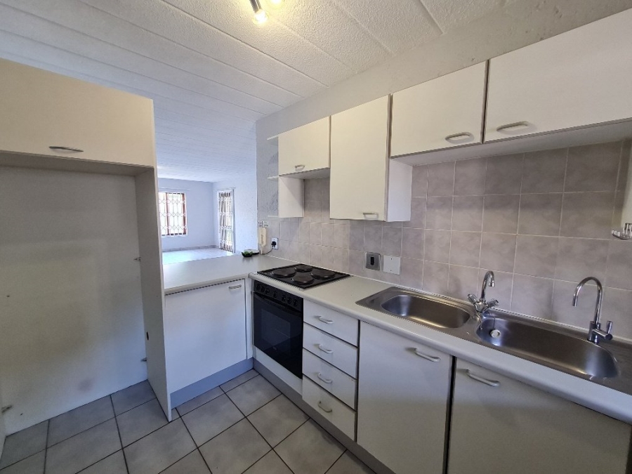 2 Bedroom Property for Sale in Dowerglen Ext 5 Gauteng