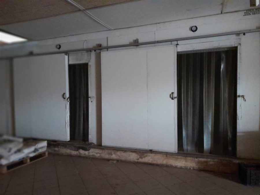 6 Bedroom Property for Sale in Eldorette Gauteng