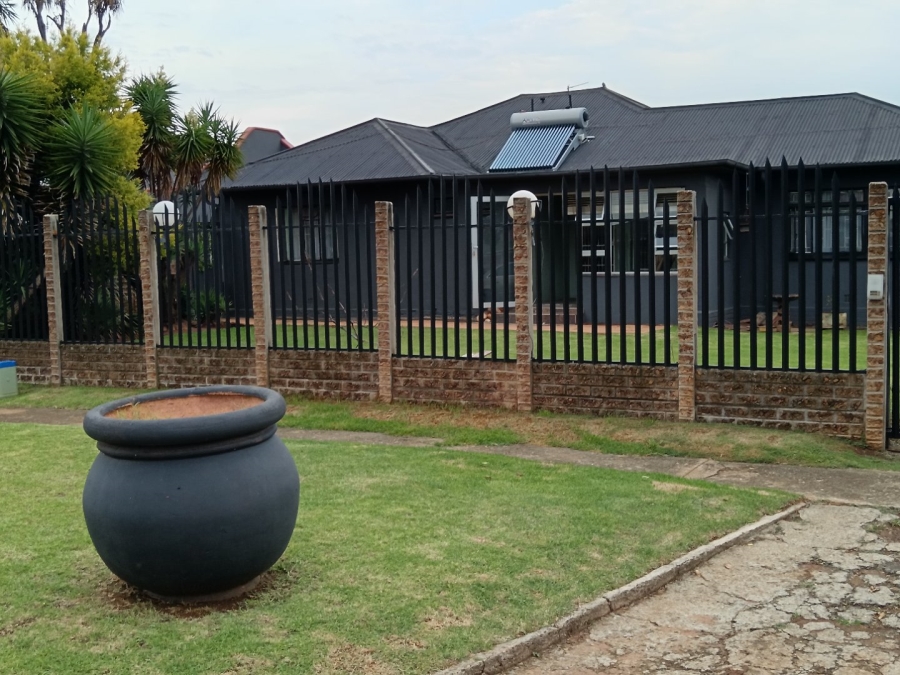 0 Bedroom Property for Sale in Geduld Gauteng