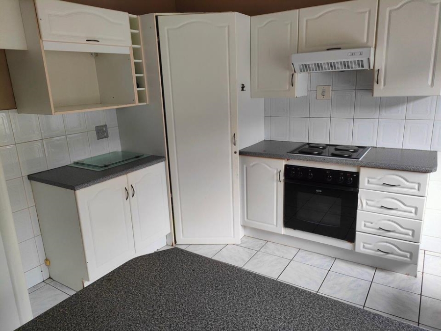 4 Bedroom Property for Sale in Meyerspark Gauteng