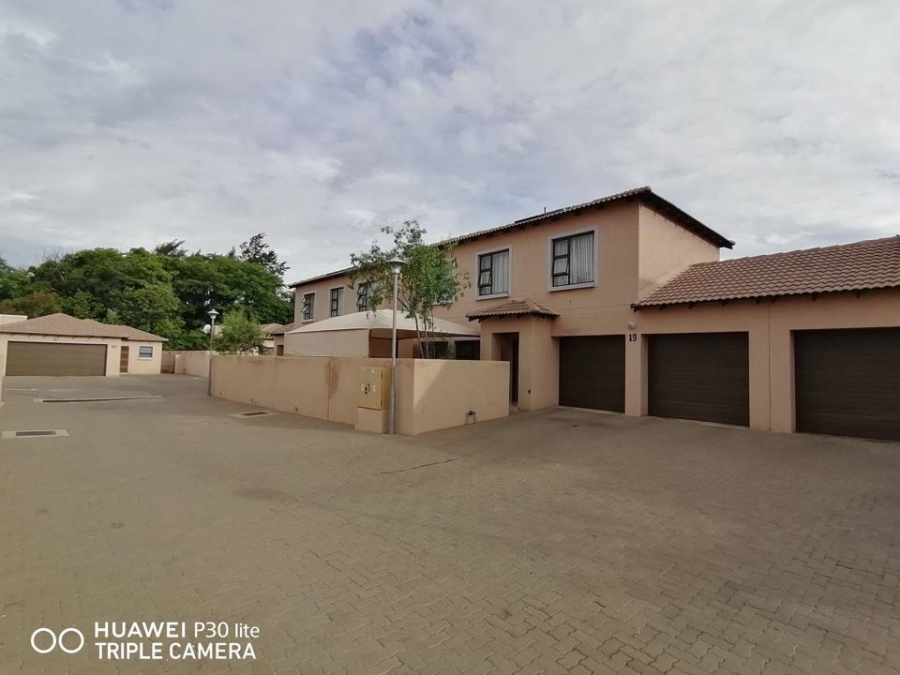 3 Bedroom Property for Sale in Montana Gauteng