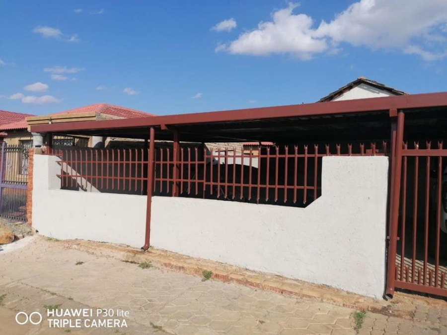 3 Bedroom Property for Sale in Nellmapius Gauteng