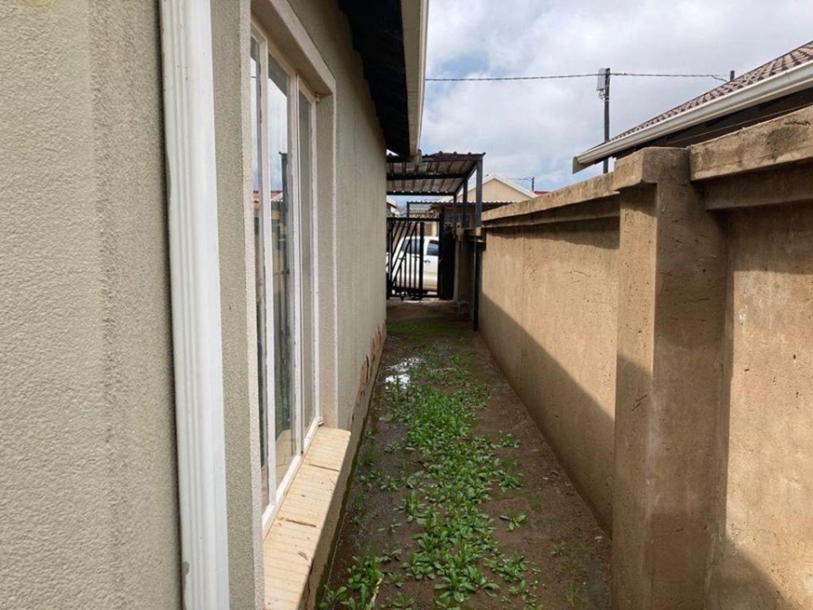 2 Bedroom Property for Sale in Mahube Valley Gauteng