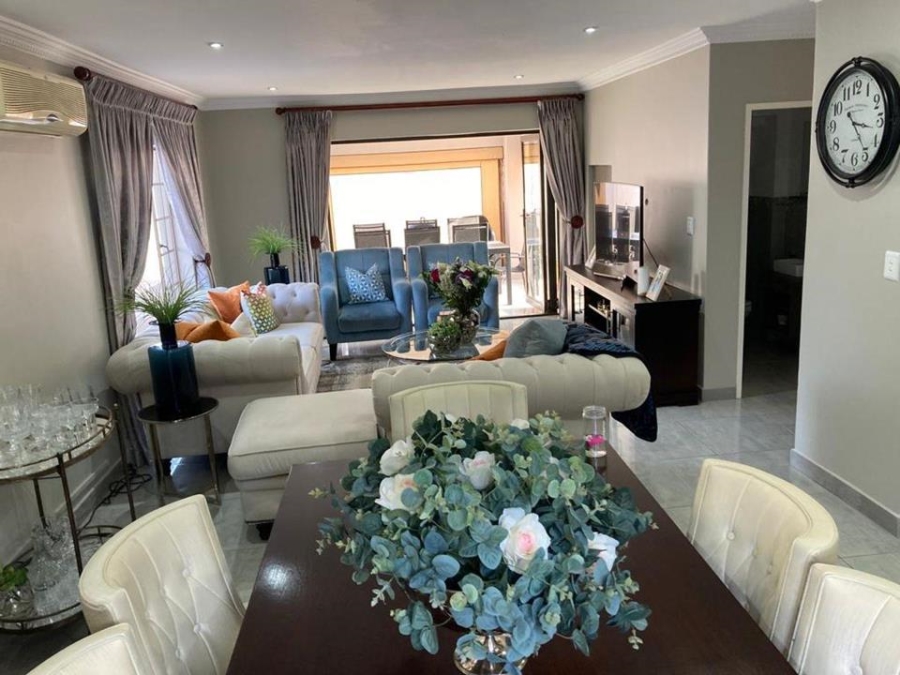 3 Bedroom Property for Sale in Faerie Glen Gauteng