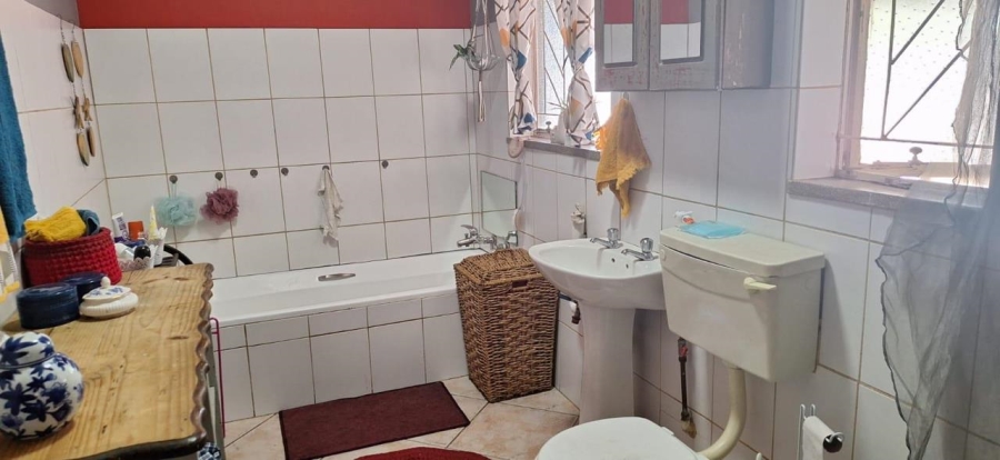 3 Bedroom Property for Sale in Alrapark Gauteng
