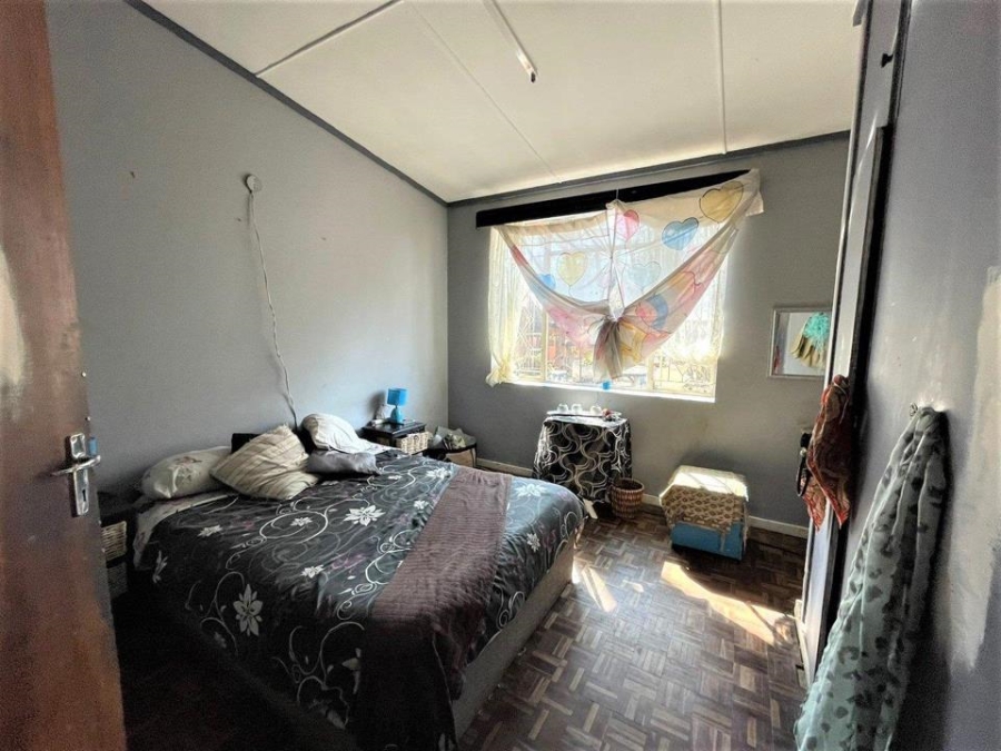 7 Bedroom Property for Sale in Alrapark Gauteng