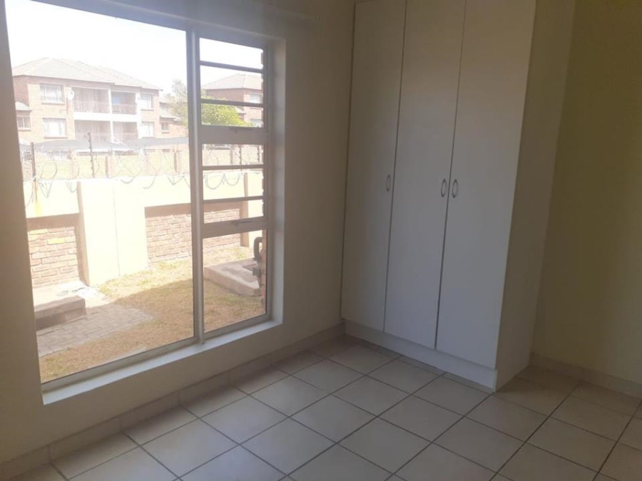 2 Bedroom Property for Sale in Birchleigh Gauteng