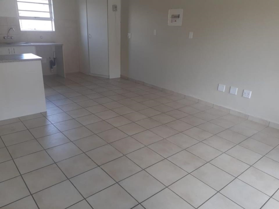 2 Bedroom Property for Sale in Birchleigh Gauteng