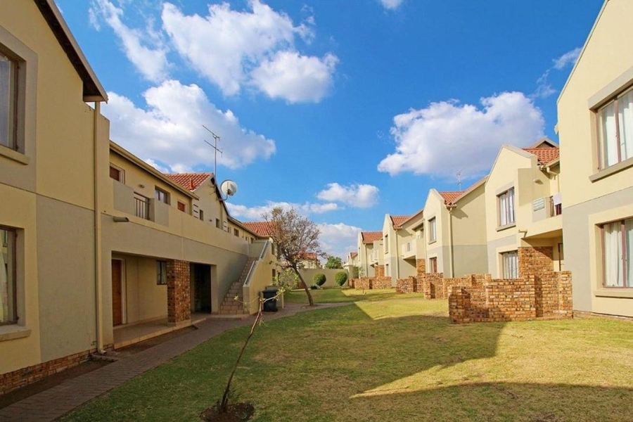 1 Bedroom Property for Sale in Esther Park Gauteng