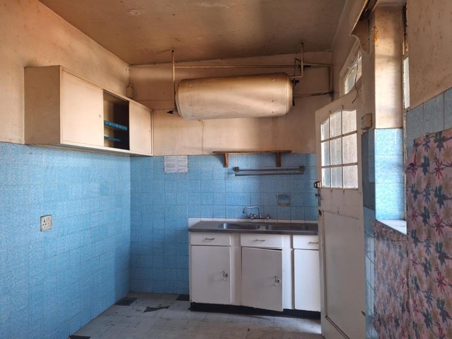 To Let 2 Bedroom Property for Rent in Yeoville Gauteng