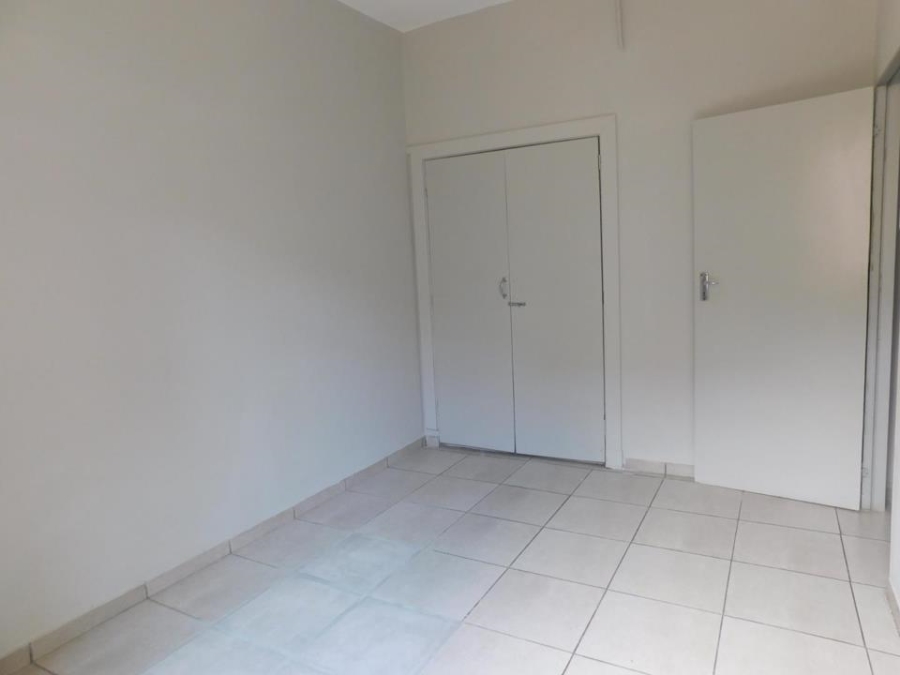 To Let 3 Bedroom Property for Rent in Johannesburg Central Gauteng