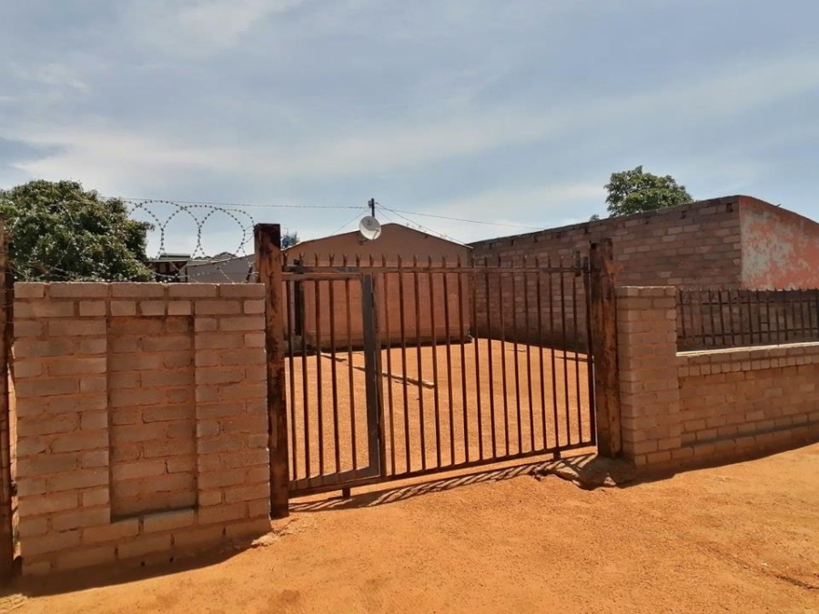 1 Bedroom Property for Sale in Mabopane Gauteng