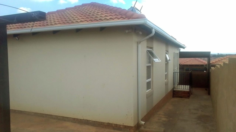 3 Bedroom Property for Sale in Glenway Estate Gauteng