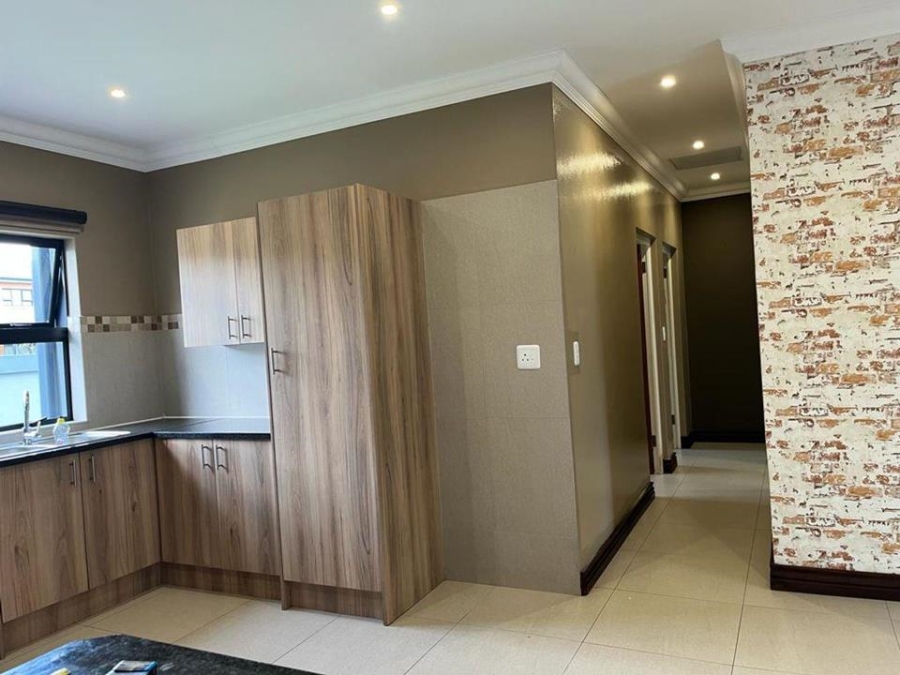 3 Bedroom Property for Sale in Zambezi Manor Lifestyle Estate Gauteng