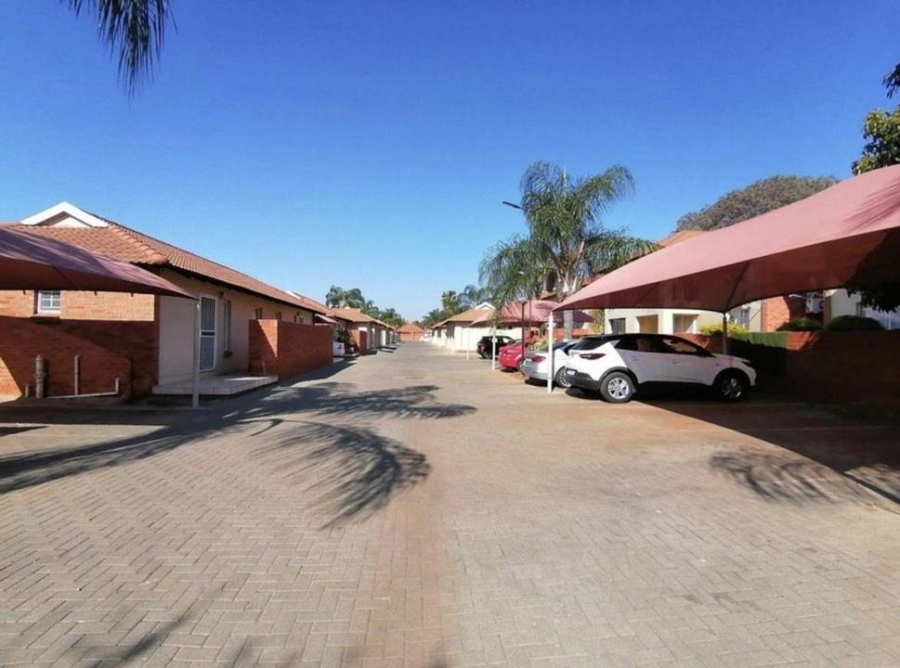 2 Bedroom Property for Sale in Montana Gauteng