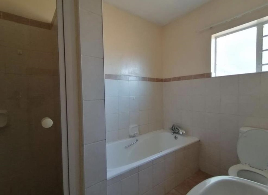 2 Bedroom Property for Sale in Montana Gauteng