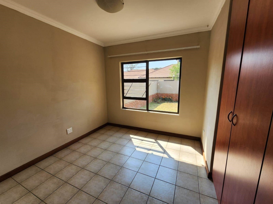 3 Bedroom Property for Sale in Sinoville Gauteng