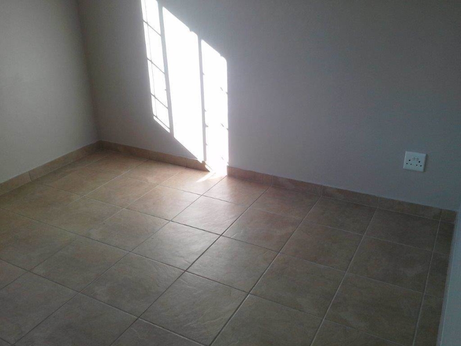 2 Bedroom Property for Sale in Sinoville Gauteng