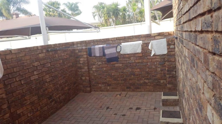 2 Bedroom Property for Sale in Sinoville Gauteng