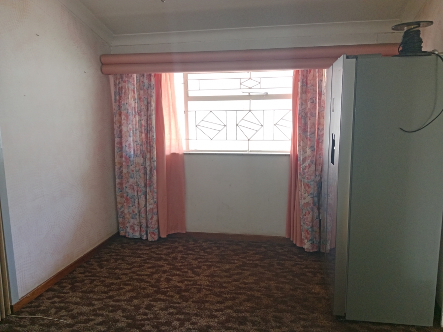 3 Bedroom Property for Sale in Tileba Gauteng