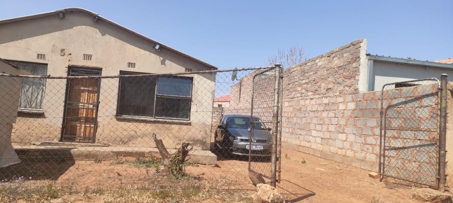 2 Bedroom Property for Sale in Jabavu Gauteng