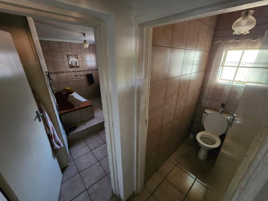 4 Bedroom Property for Sale in Pretoria Gardens Gauteng