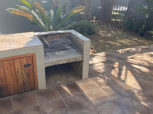 3 Bedroom Property for Sale in Moreleta Park Gauteng